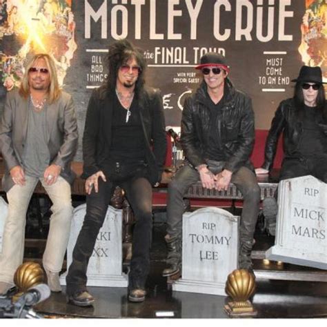 wikipedia motley crue|is motley crue still alive.